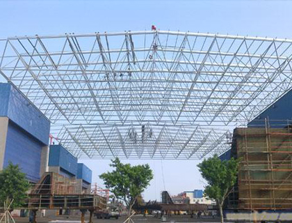 徐州网架加工:打造一流的网架工程和网架加工厂